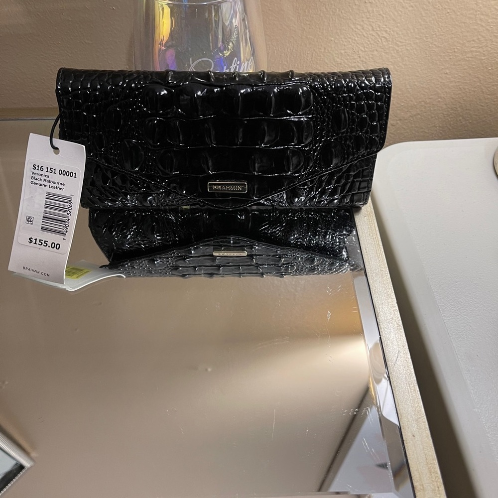 🚫sold🚫Brahmin Veronica wallet in black